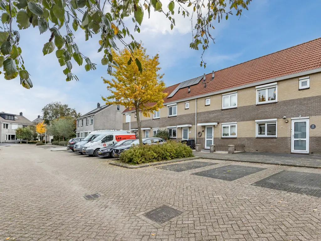 Ligusterhof 18, PAPENDRECHT