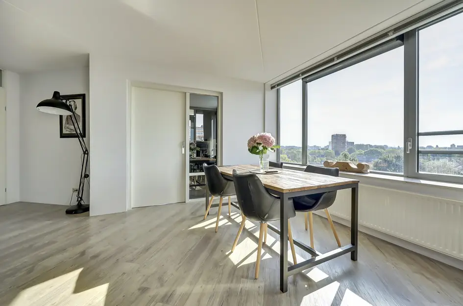Zonnesteintoren 14