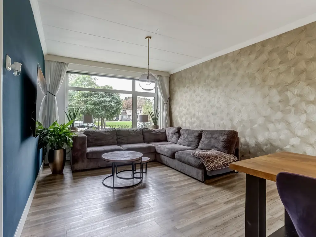 Van der Duyn van Maasdamplantsoen 25, DORDRECHT