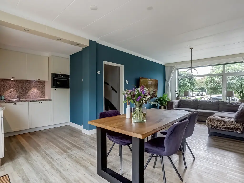 Van der Duyn van Maasdamplantsoen 25, DORDRECHT