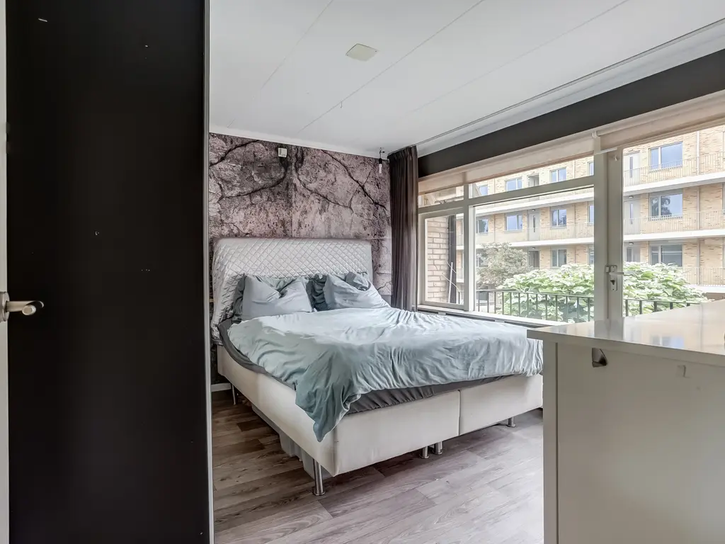 Van der Duyn van Maasdamplantsoen 25, DORDRECHT