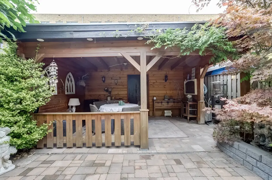 Van der Duyn van Maasdamplantsoen 25