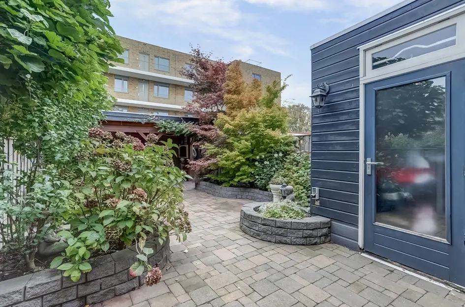 Van der Duyn van Maasdamplantsoen 25