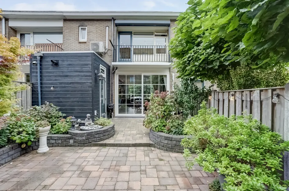 Van der Duyn van Maasdamplantsoen 25