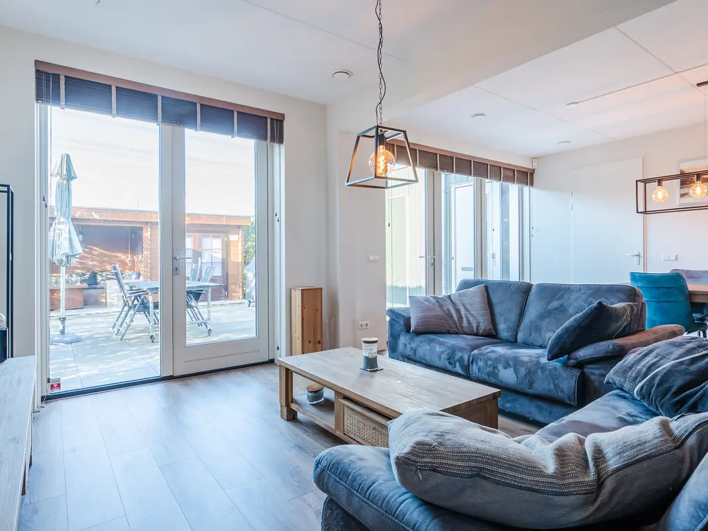 Monteverdistraat 1, SLIEDRECHT