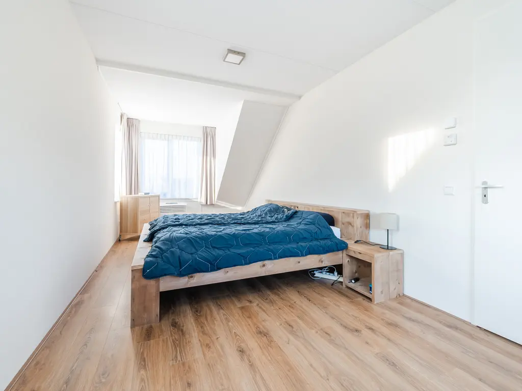 Monteverdistraat 1, SLIEDRECHT