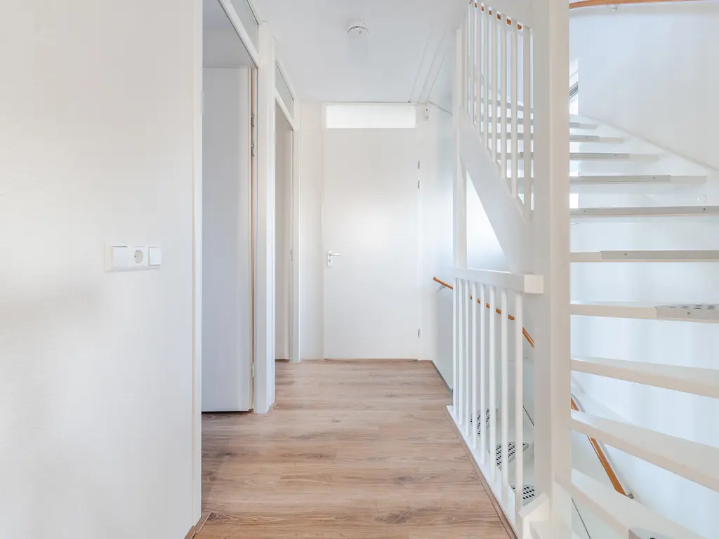 Monteverdistraat 1, SLIEDRECHT