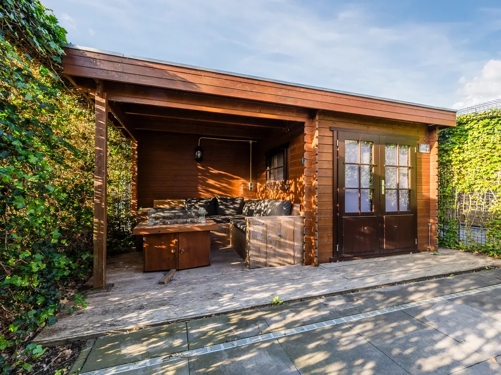 Monteverdistraat 1, SLIEDRECHT