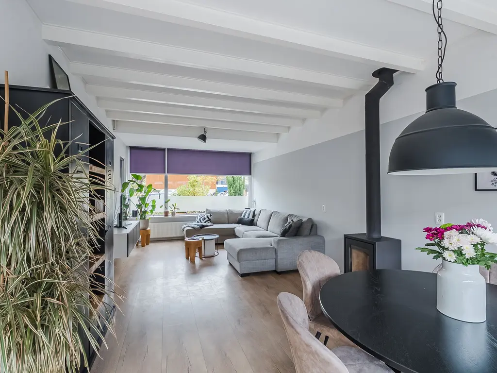 Vossiusstraat 10, PAPENDRECHT