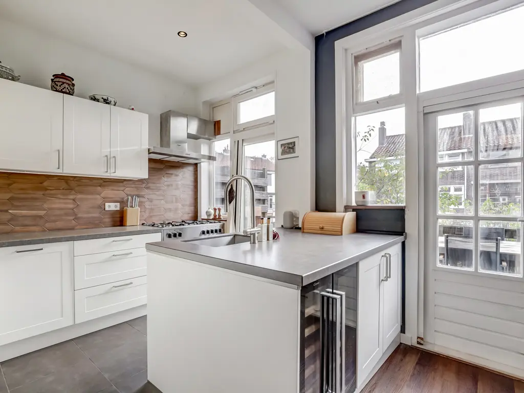 Floresstraat 6, DORDRECHT