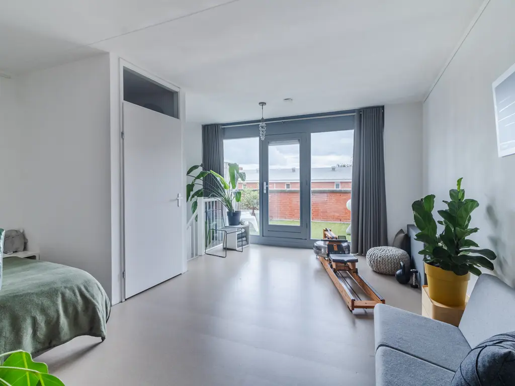 Veerdam 40, PAPENDRECHT