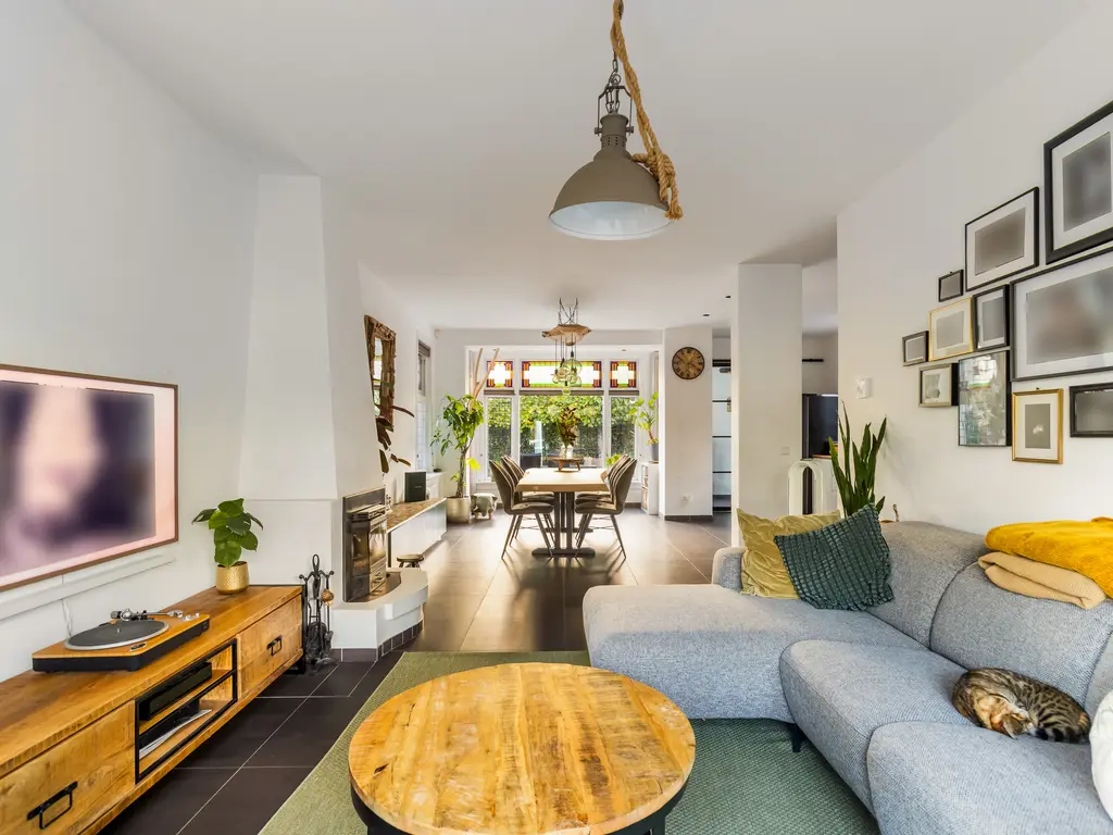 Rotterdamseweg 210, ZWIJNDRECHT