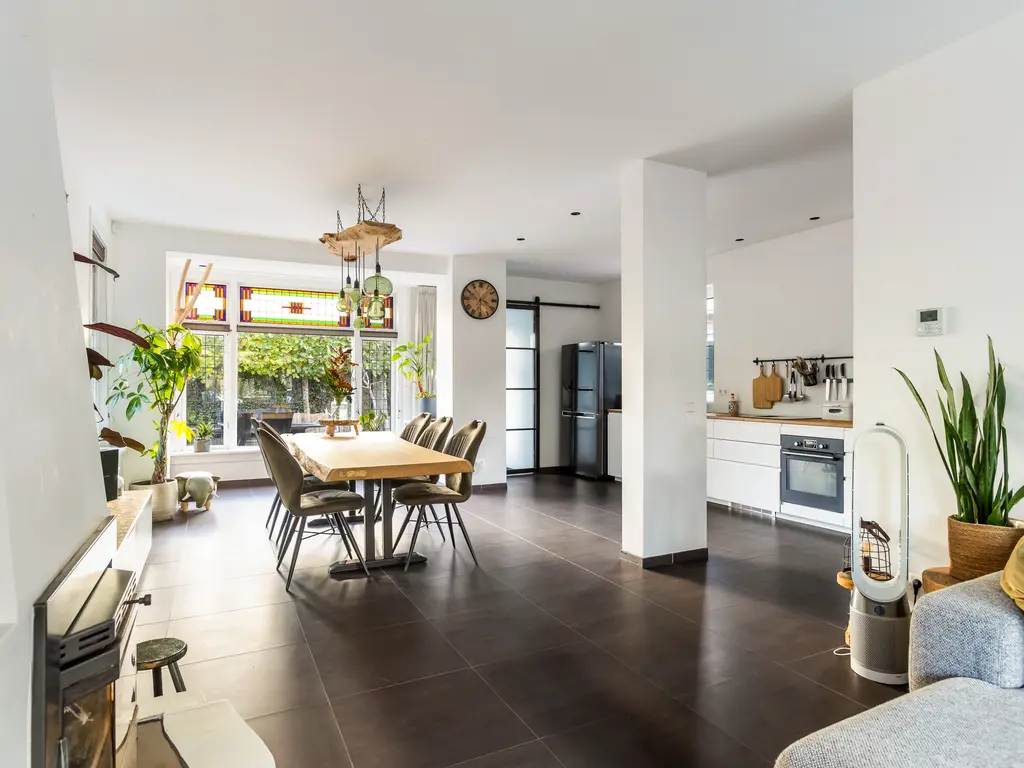 Rotterdamseweg 210, ZWIJNDRECHT