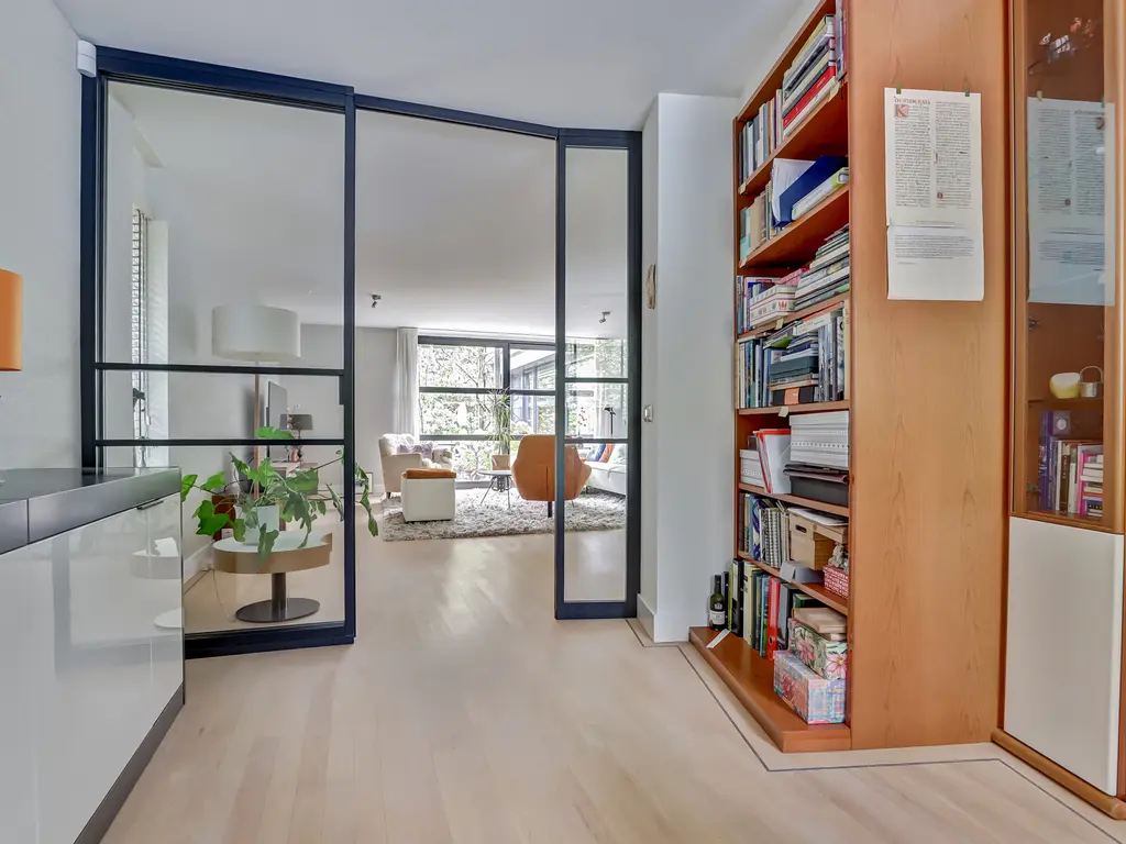 Bolero 69, ZWIJNDRECHT