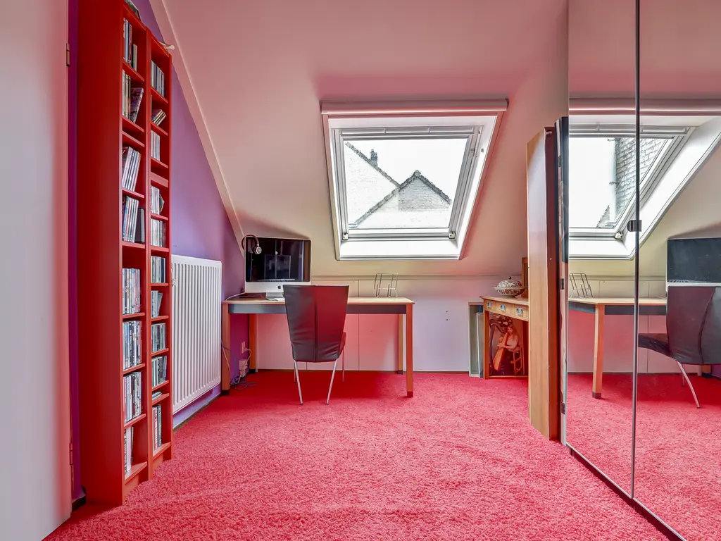 Bolero 69, ZWIJNDRECHT