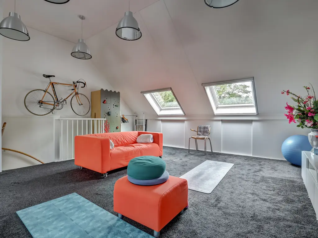 Bolero 69, ZWIJNDRECHT