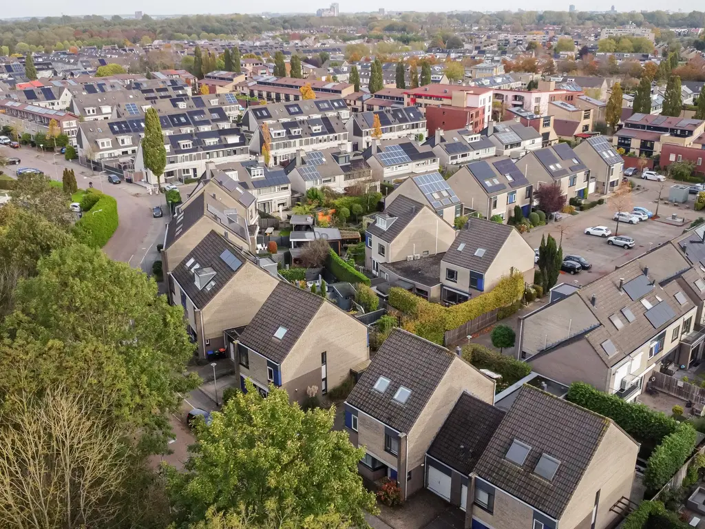 Bolero 69, ZWIJNDRECHT