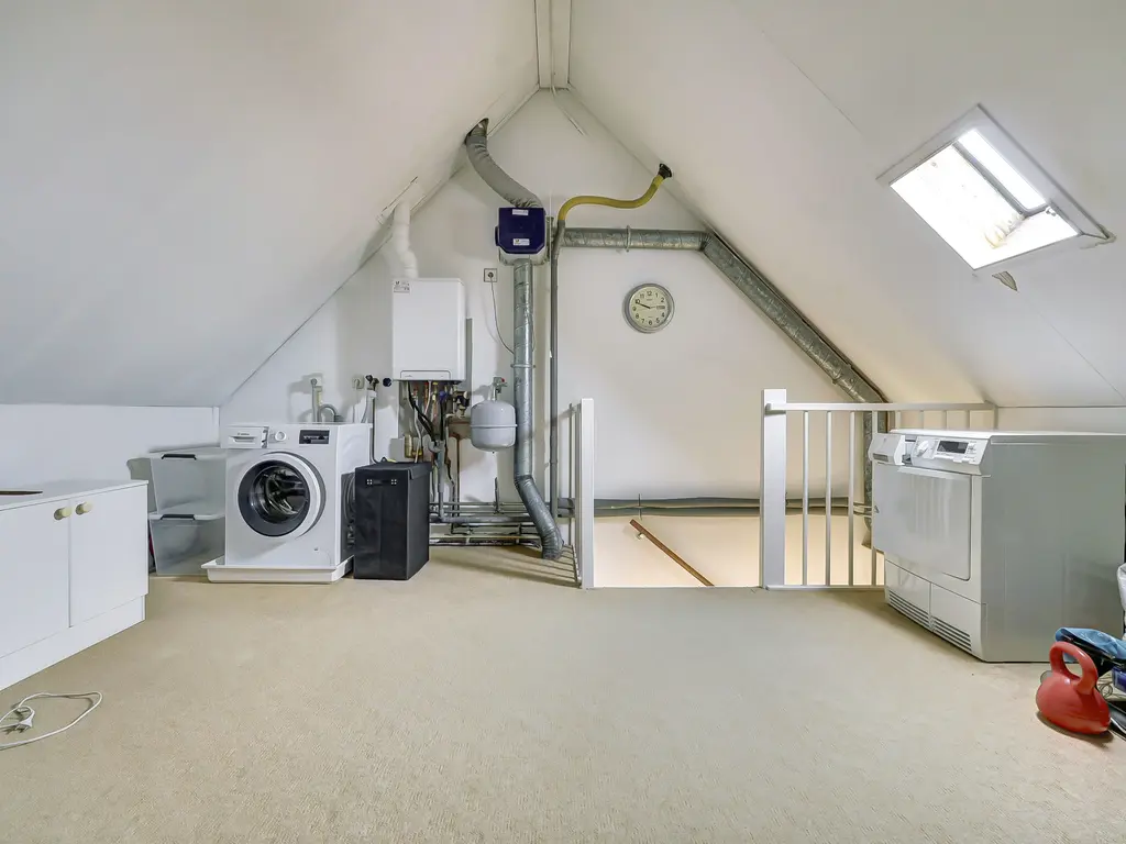 Johanna Naber-erf 168, DORDRECHT