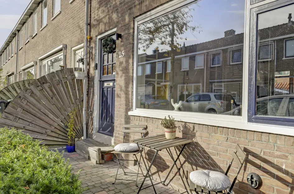 Nessestraat 25