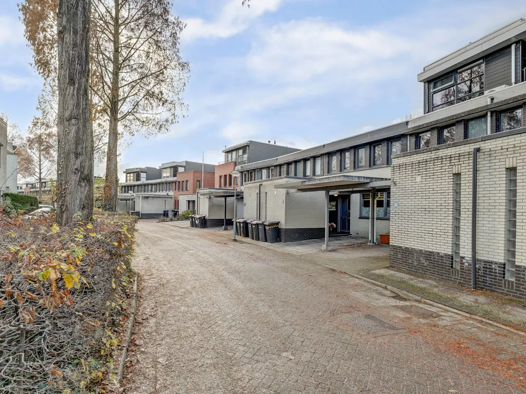 Iroko 194, DORDRECHT