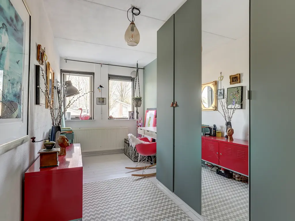 Iroko 194, DORDRECHT