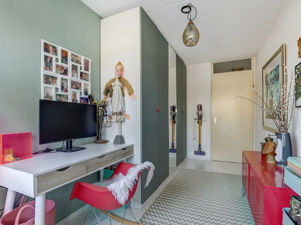 Iroko 194, DORDRECHT