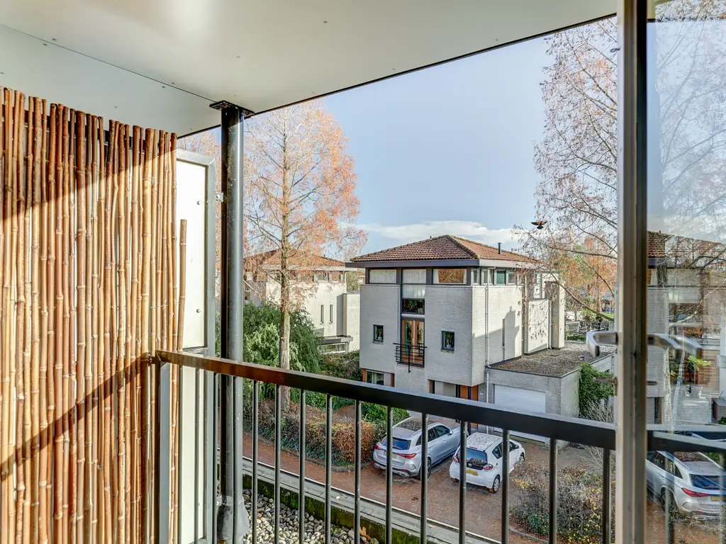 Iroko 194, DORDRECHT