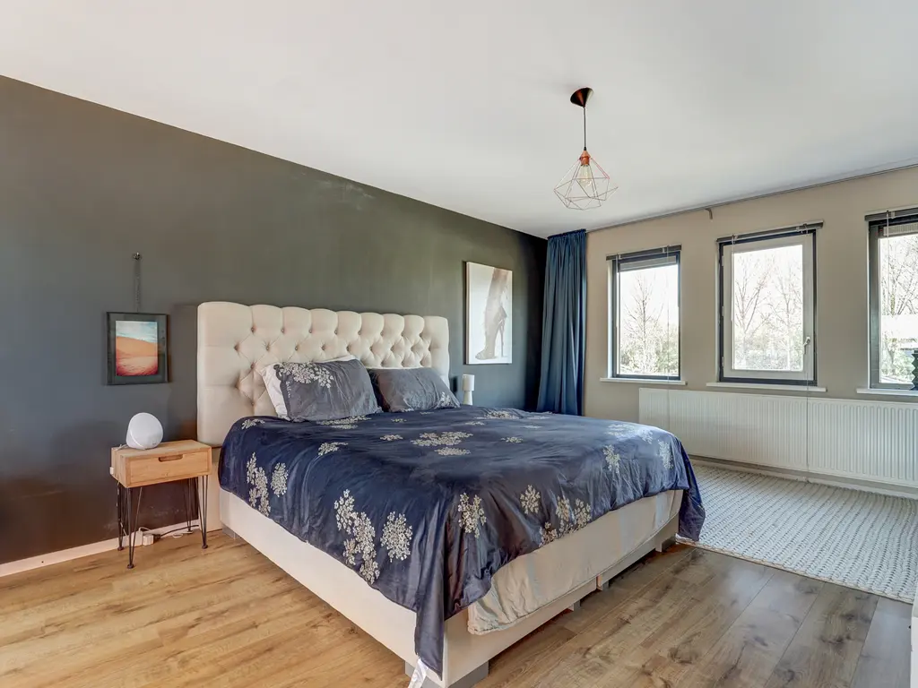 Iroko 194, DORDRECHT