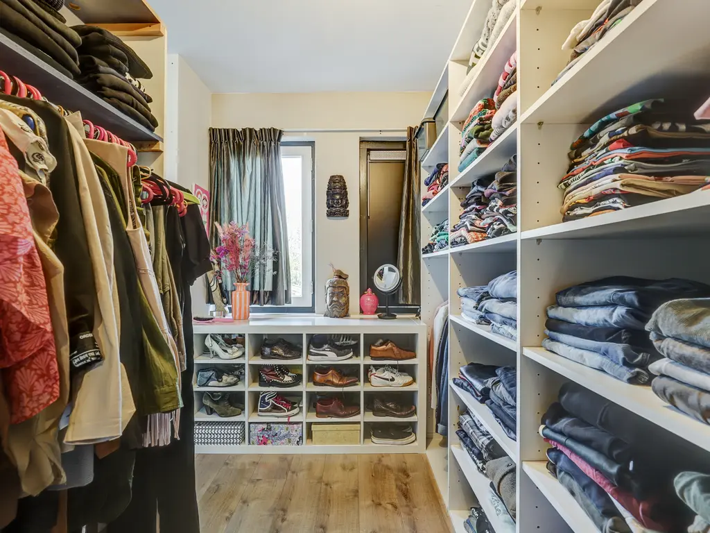 Iroko 194, DORDRECHT