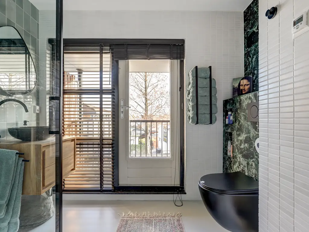 Iroko 194, DORDRECHT