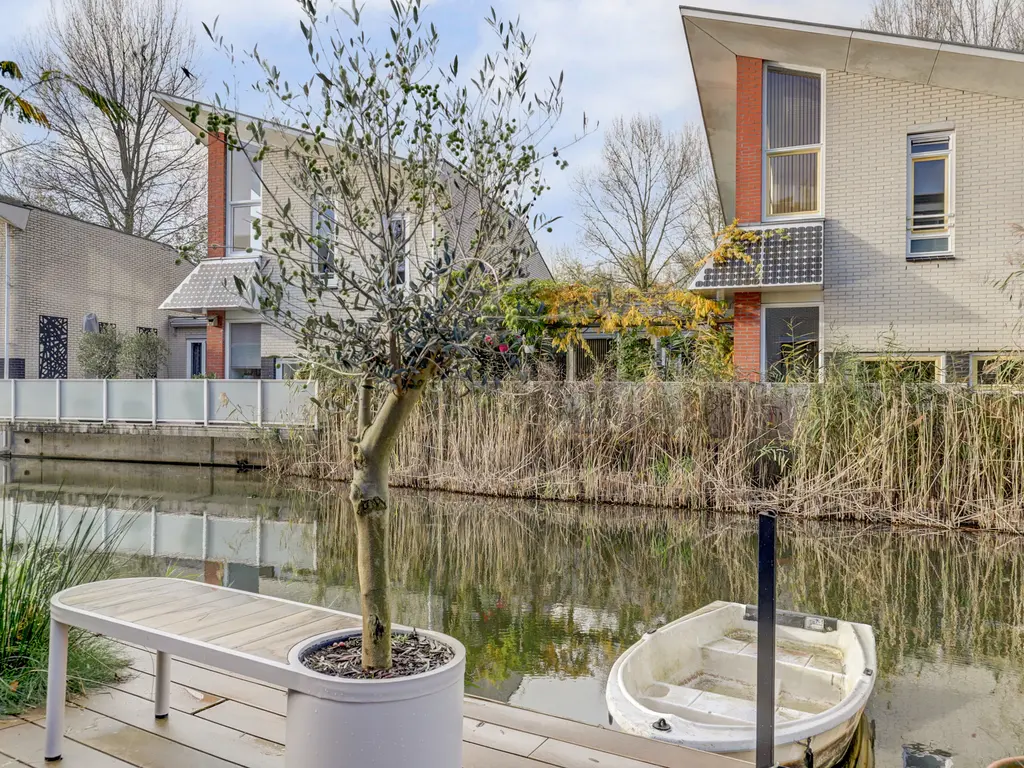 Iroko 194, DORDRECHT