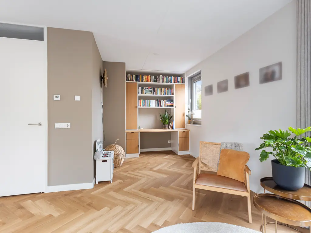 Van Kinsbergenstraat 12, DORDRECHT