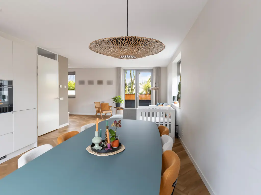 Van Kinsbergenstraat 12, DORDRECHT