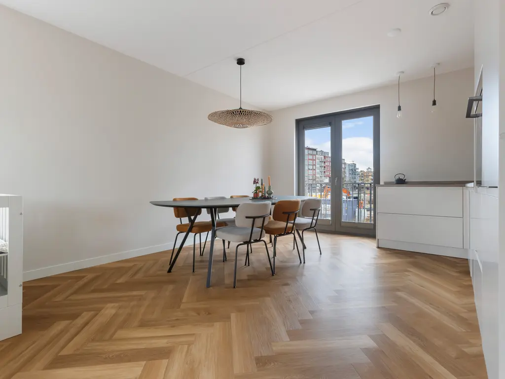 Van Kinsbergenstraat 12, DORDRECHT