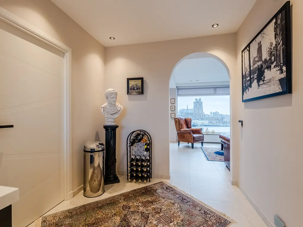 Maasplein 30, ZWIJNDRECHT