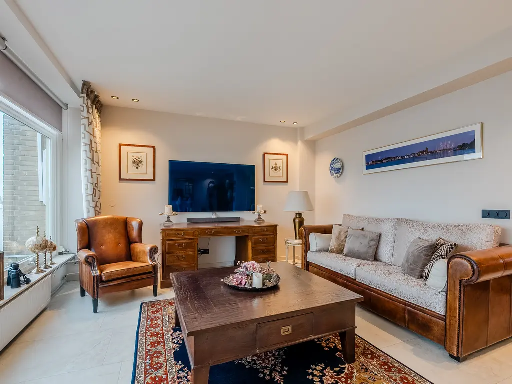 Maasplein 30, ZWIJNDRECHT