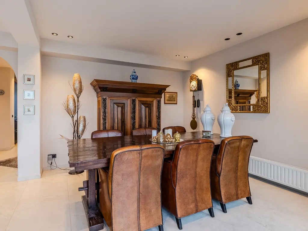 Maasplein 30, ZWIJNDRECHT