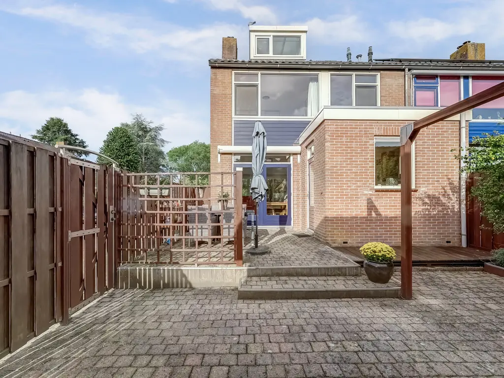 Vijverlaan 142, DORDRECHT