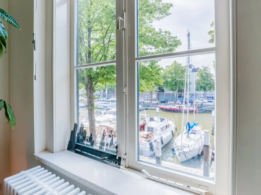 Taankade 28, DORDRECHT