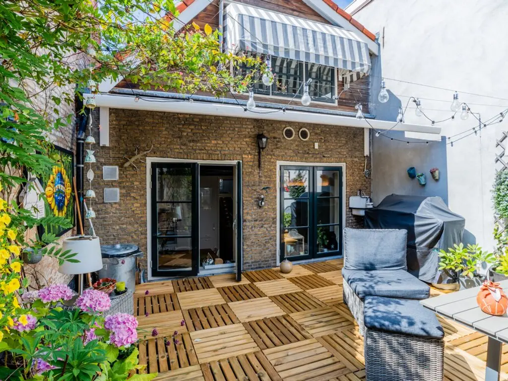 Taankade 28, DORDRECHT