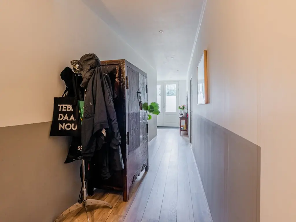 Taankade 28, DORDRECHT