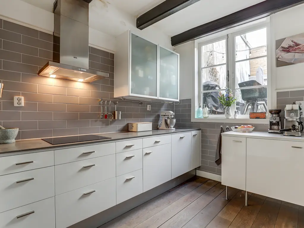 Taankade 28, DORDRECHT