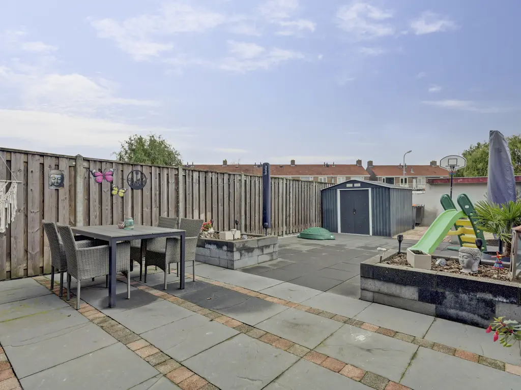 Lindelaan 137, ZWIJNDRECHT