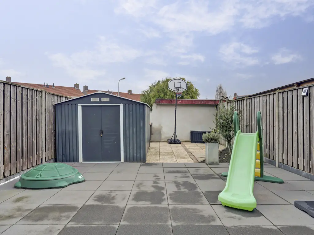 Lindelaan 137, ZWIJNDRECHT