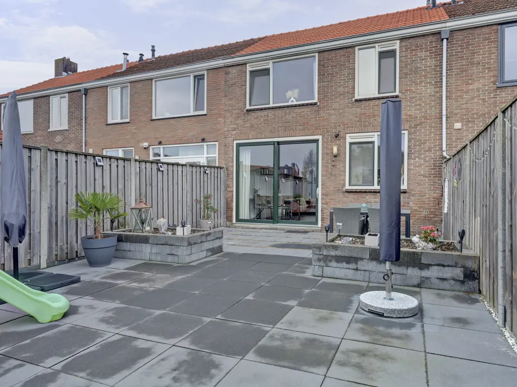 Lindelaan 137, ZWIJNDRECHT