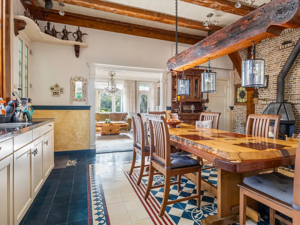 Varkenmarkt 104, DORDRECHT