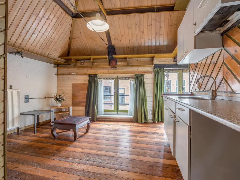 Varkenmarkt 104, DORDRECHT