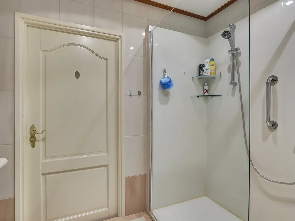 Roosstraat 10, ZWIJNDRECHT