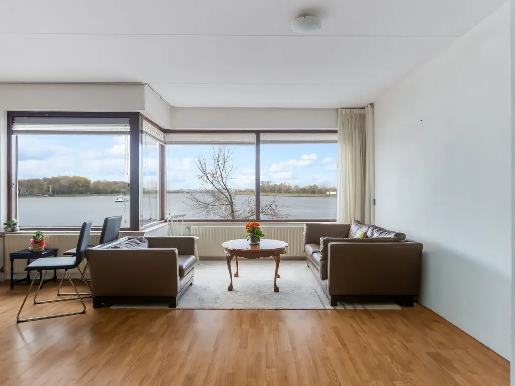 Merwekade 93, DORDRECHT