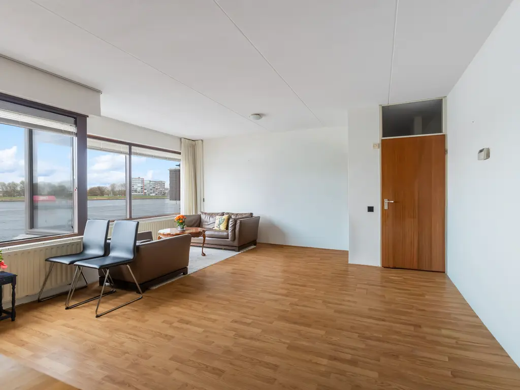 Merwekade 93, DORDRECHT